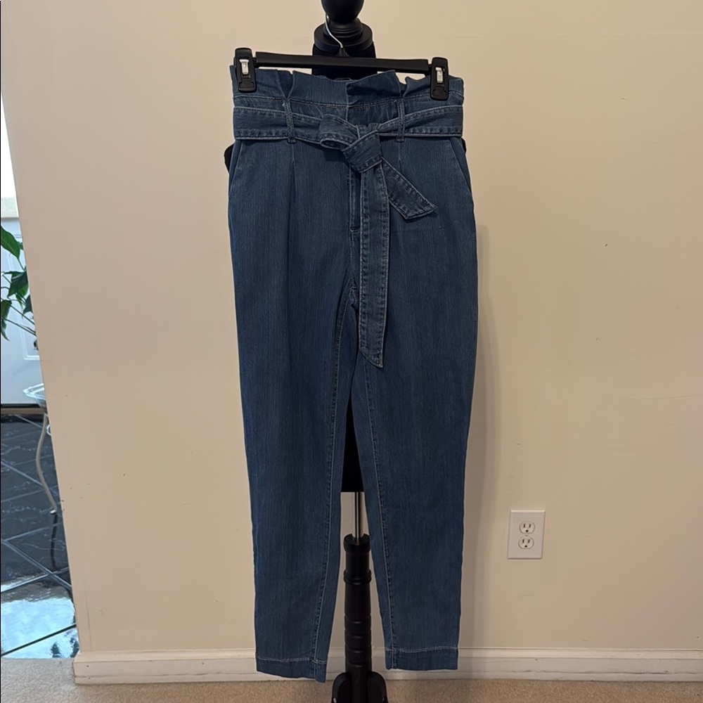 Women's Blue Jeans with Belt